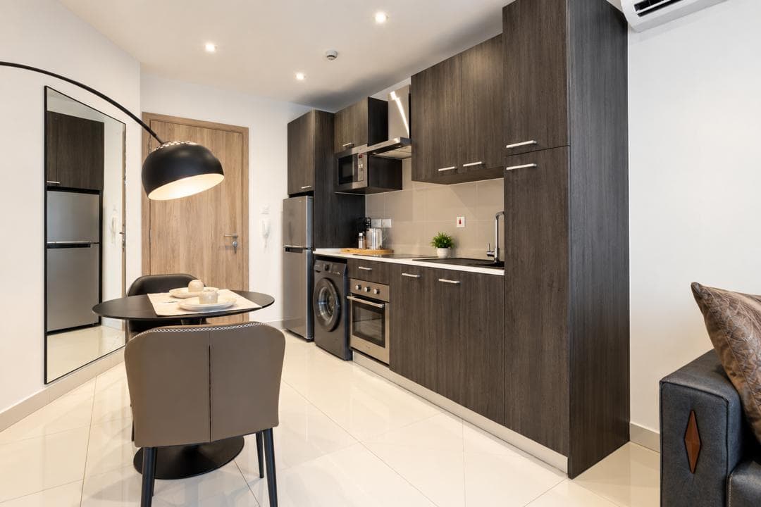 Fully Furnished 1-Bedroom Apartment 7