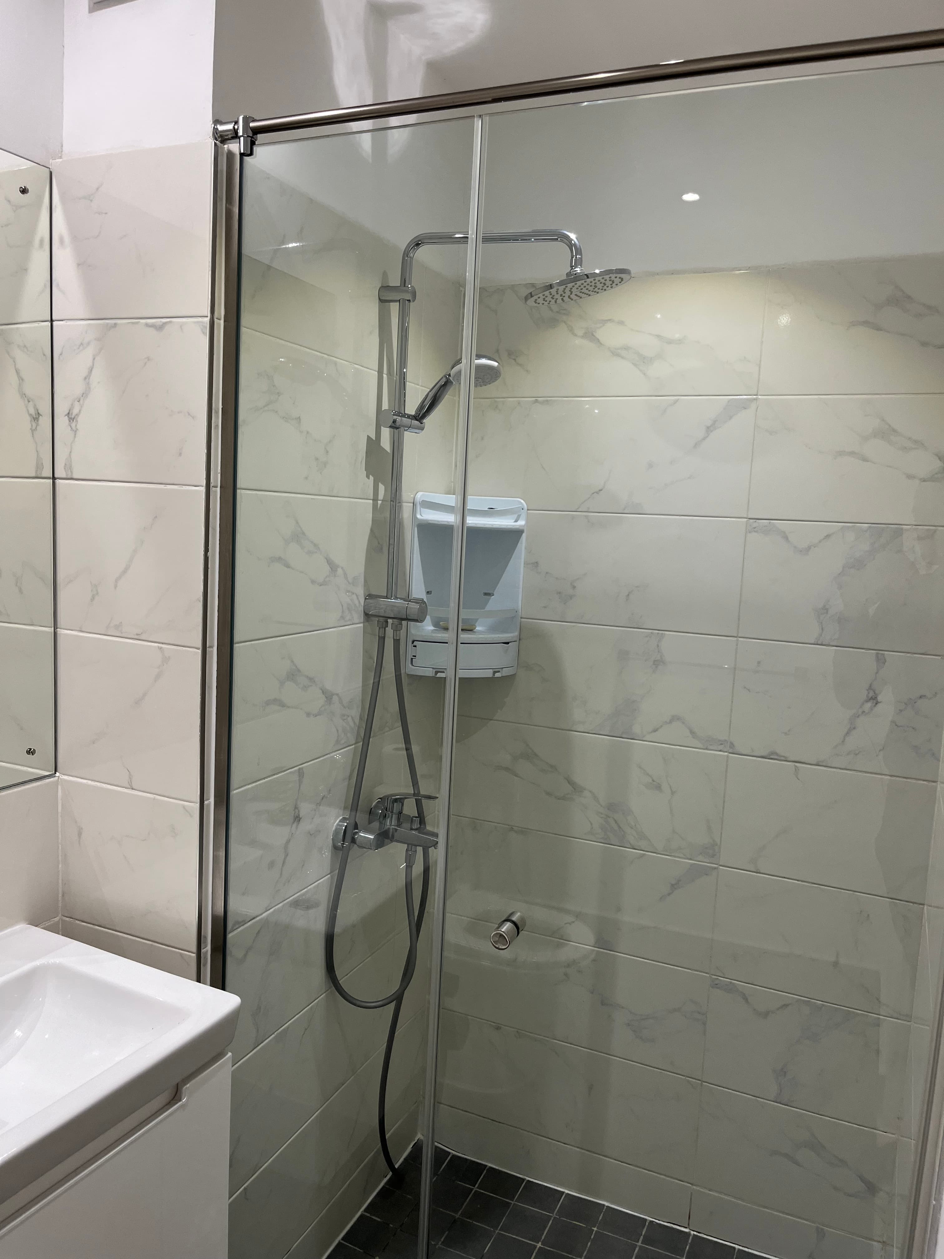 Executive Deluxe Studio  12