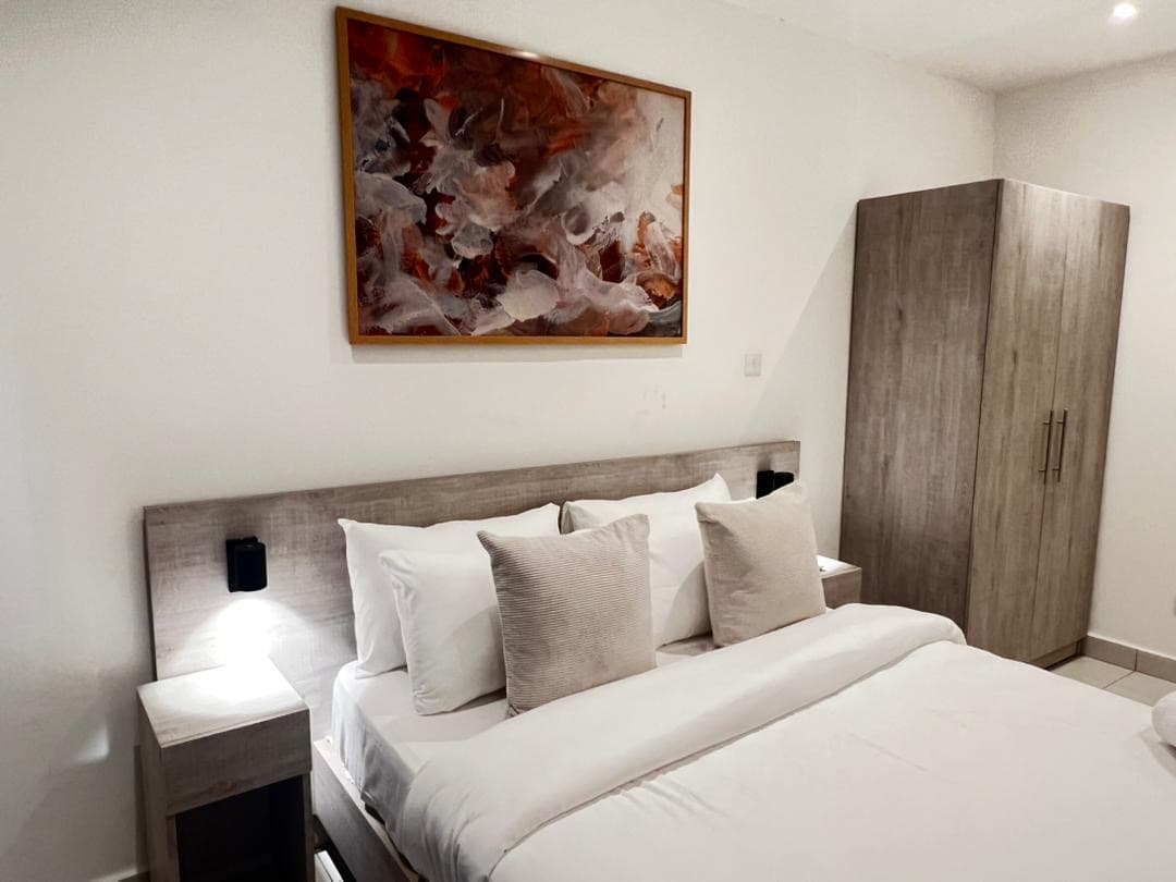 One Bedroom Apartment  6